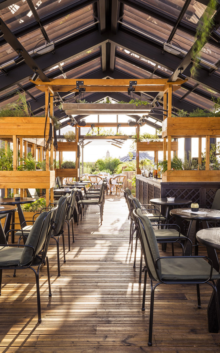 – Serre productive et jardin potager du restaurant Mun aux Champs Elysées (Paris 8e)